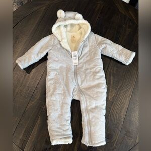 NWT Baby Gap Bunting